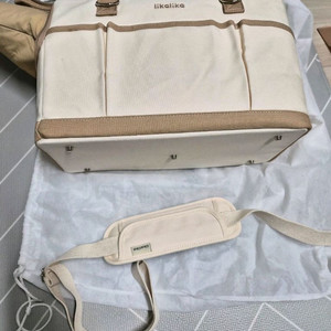 리카리카 강아지 이동가방입니다 새상품 이미지