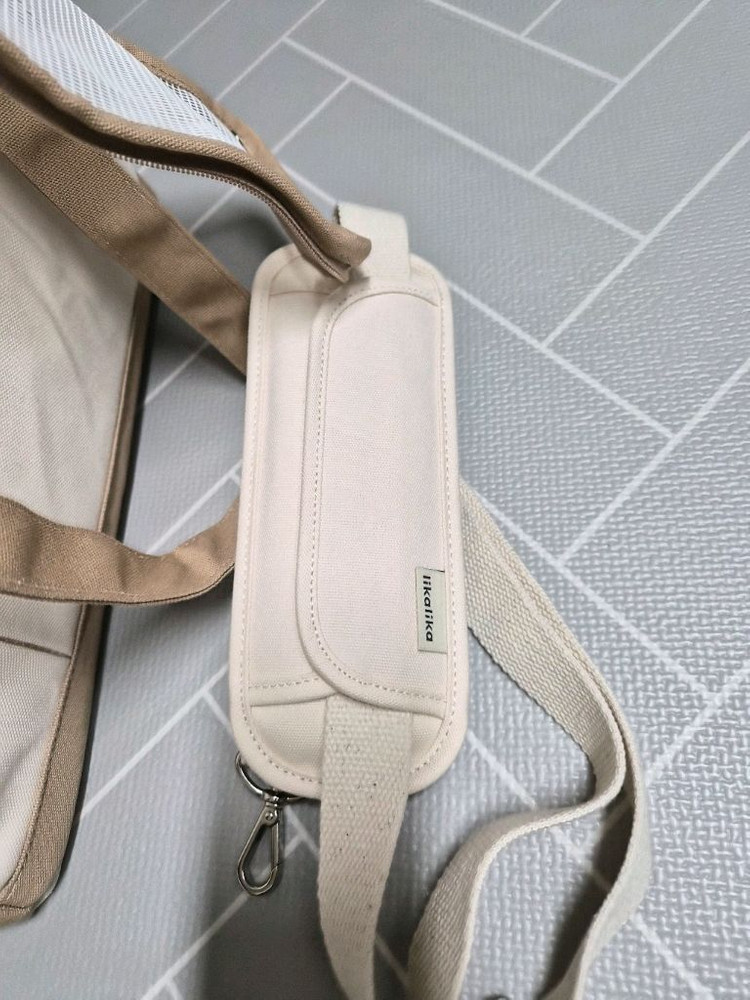 리카리카 강아지 이동가방입니다 새상품 이미지