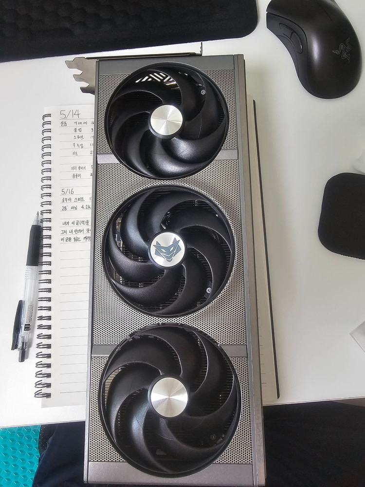RX 9070 그래픽카드 이미지
