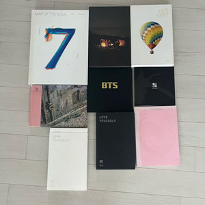 방탄소년단 굿즈(앨범, 응원봉, 열쇠고리, 인형, 포카, 퍼즐, 뱃지, 파우치 등) 판매 이미지