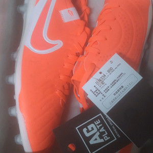 (축구화) 사이즈 270 나이키 티엠포 레전드10 프로 AG-PRO DV4334 8000 (새제품입니다) 이미지