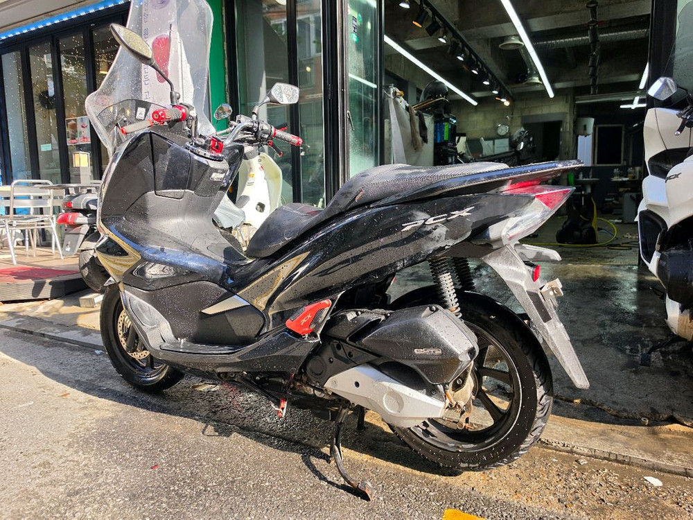 20년식 PCX125 배달용 중고 오토바이 이미지