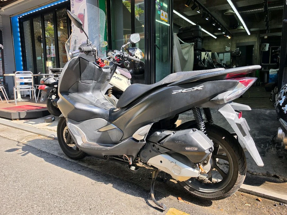 20년식 PCX125 배달용 중고 오토바이 이미지