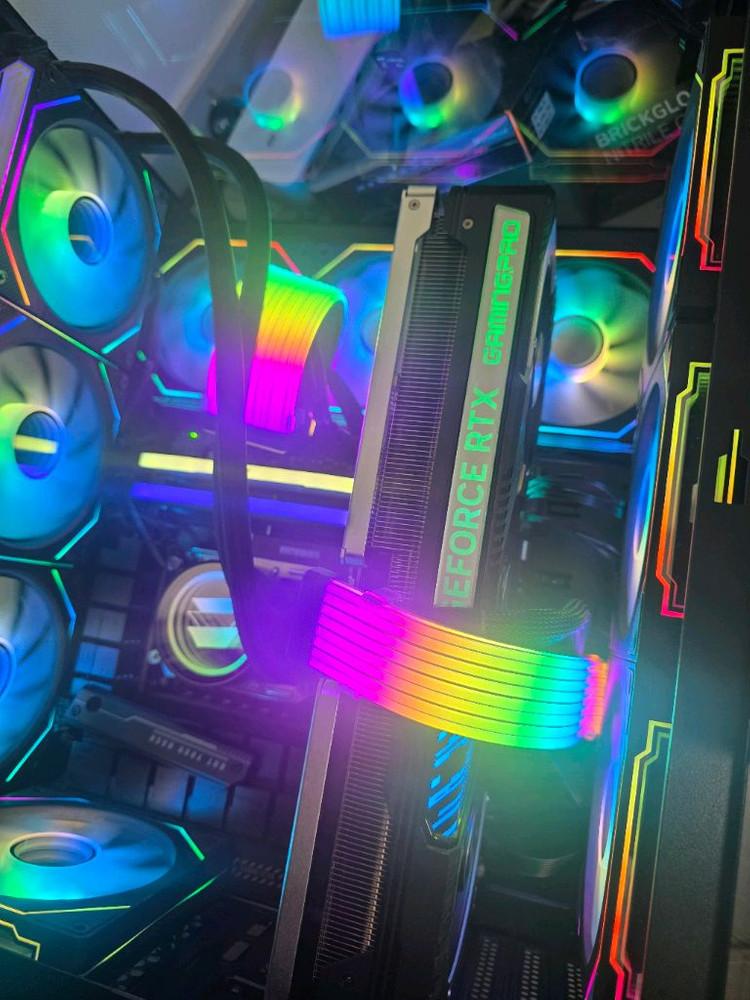 7800X3D RTX4070TI 컴퓨터 세트 이미지