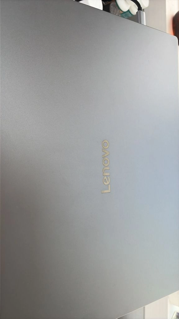 레노버 16인치 OLED 노트북 - 램32기가 이미지