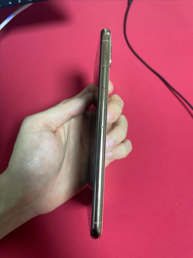 아이폰 XS MAX 64GB A급 골드색상 팔아요 이미지