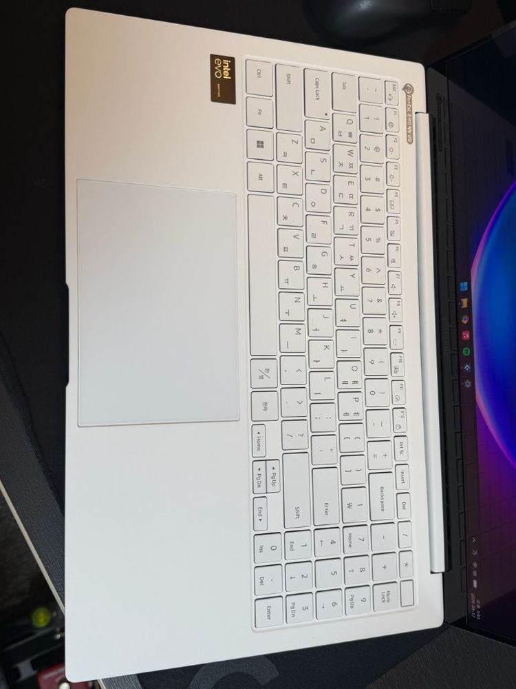삼성 갤럭시북프로se 25년제조 15인치/U5/512GB/16GB 노트북 이미지