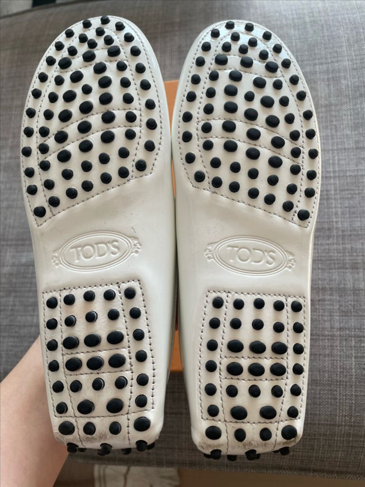 (정품)토즈(tods) 고미노 드라이빙 슈즈 화이트 37.5사이즈 이미지