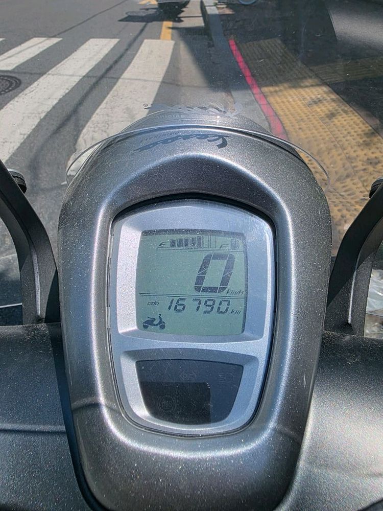125cc 스쿠터 이미지