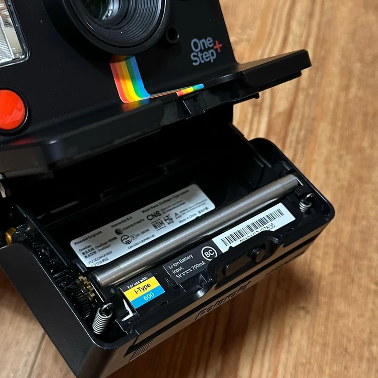 폴라로이드 필름 카메라 Polaroid OneStep+ 이미지