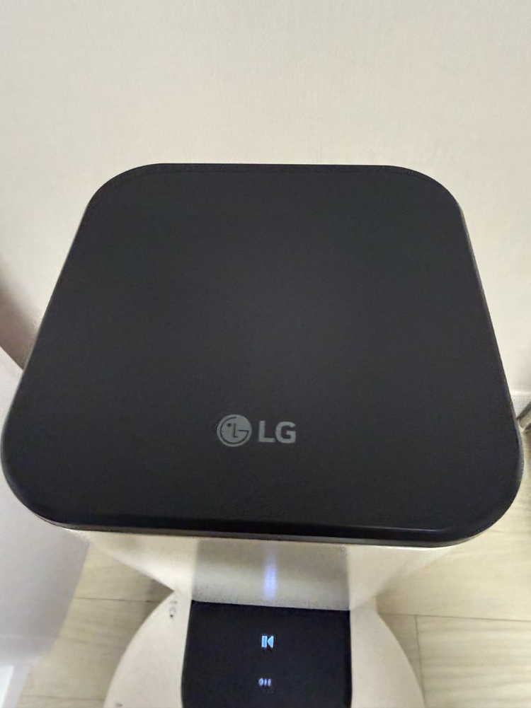 LG 오브제컬렉션 코드제로 R9 로봇청소기 이미지