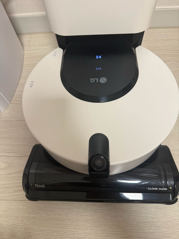 LG 오브제컬렉션 코드제로 R9 로봇청소기 이미지