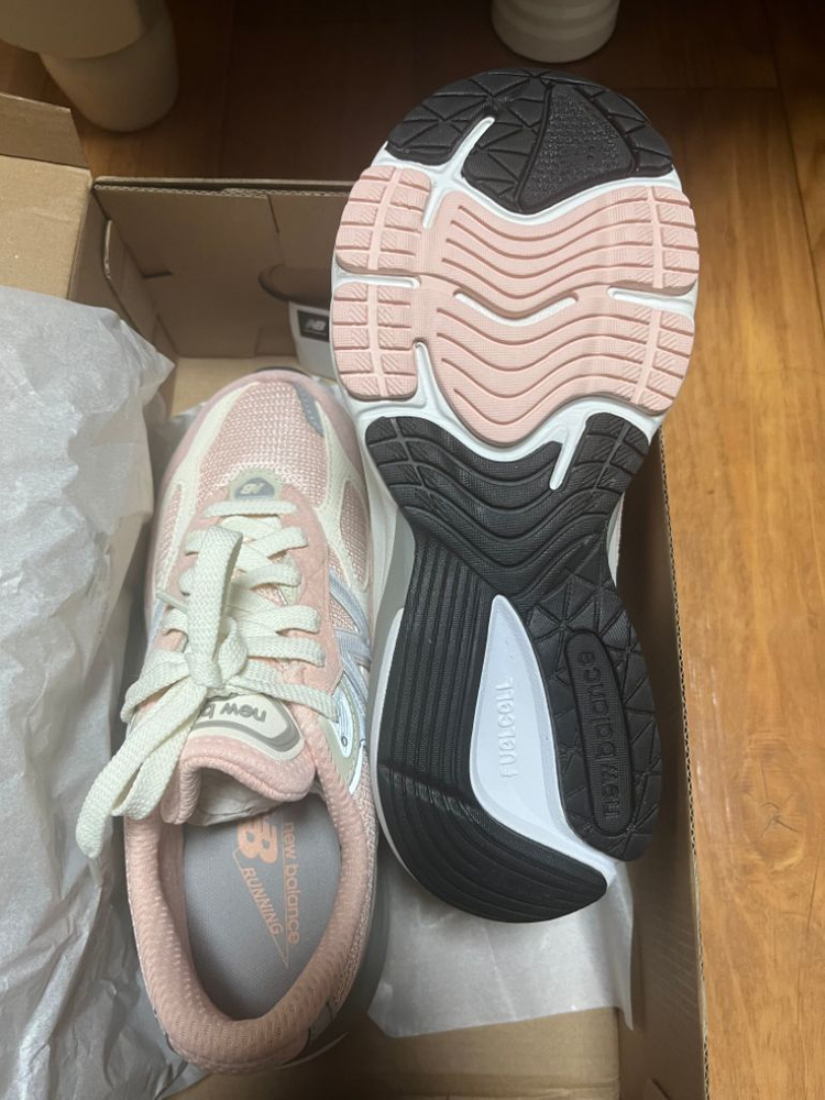 뉴발란스 운동화990v6 이미지