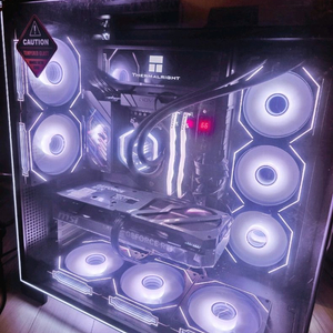 라이젠9 9950X3D X870E RTX5080 본체 판매합니다 이미지
