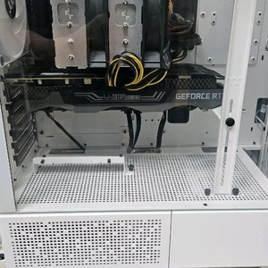 고성능 게이밍 PC 7500F 3070TI 이미지