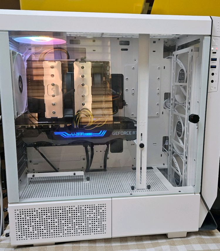 고성능 게이밍 PC 7500F 3070TI 이미지