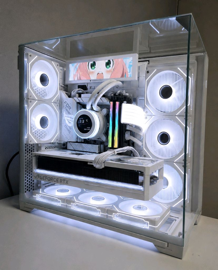 9800X3D RTX5090 아스트랄 하이엔드 화이트데스크탑 이미지