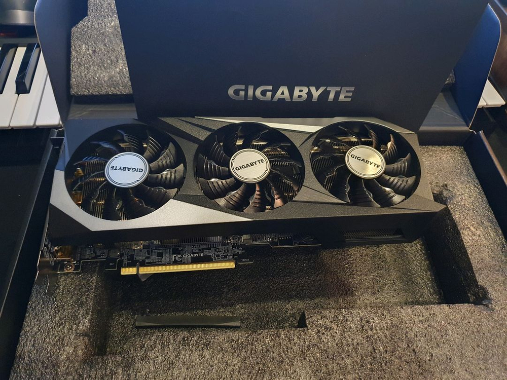 기가바이트 3060ti 8gb (고장) 이미지