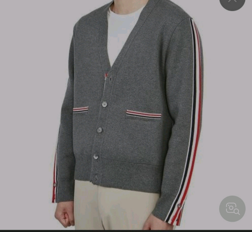 톰브라운 밀라노스티치 가디건 삼선맨투맨패딩자켓구찌루이비통프라다디올셀린느에르메스로로피아나반팔 이미지