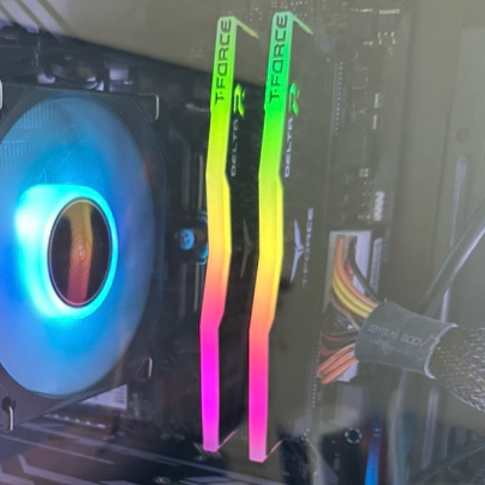 팀그룹 T-FORCE DDR4 16GB 3600 Delta RGB 데스크탑 램 (16G 16기가) 이미지