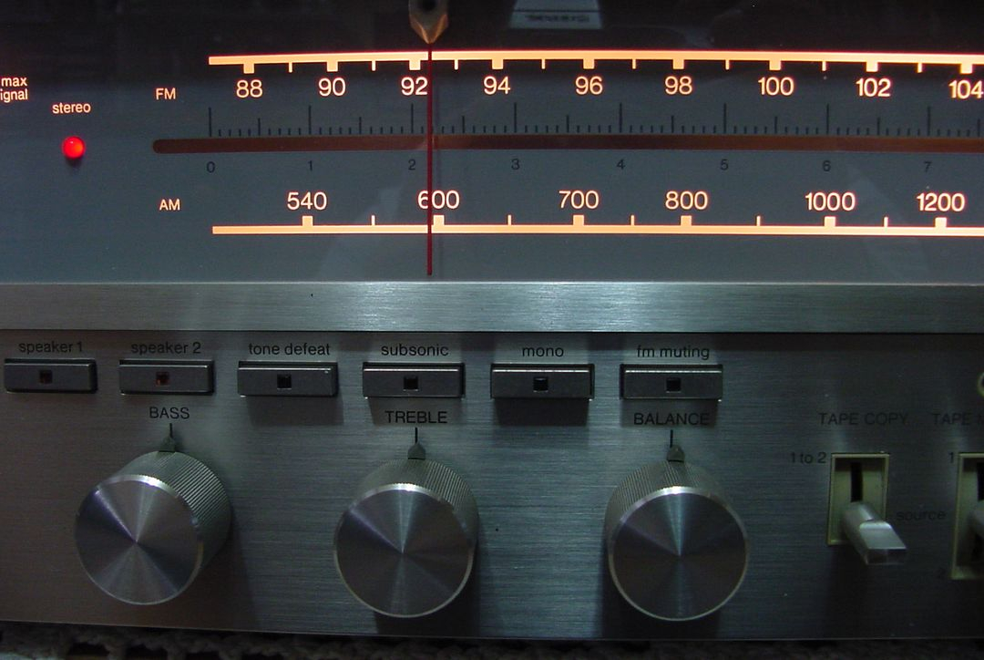 하만가든 HARMAN KARDON 빈티지 리시버앰프 이미지