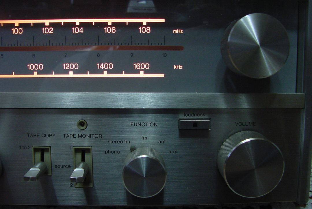 하만가든 HARMAN KARDON 빈티지 리시버앰프 이미지