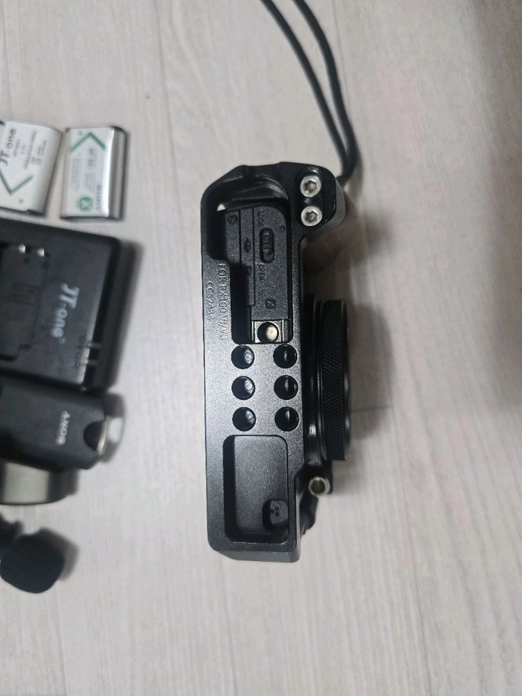 소니 rx100m7 이미지