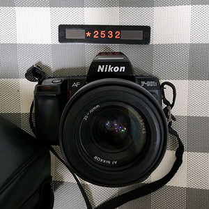 니콘 F-801s AF 필름카메라 35-70 줌렌즈 케이스포함 이미지
