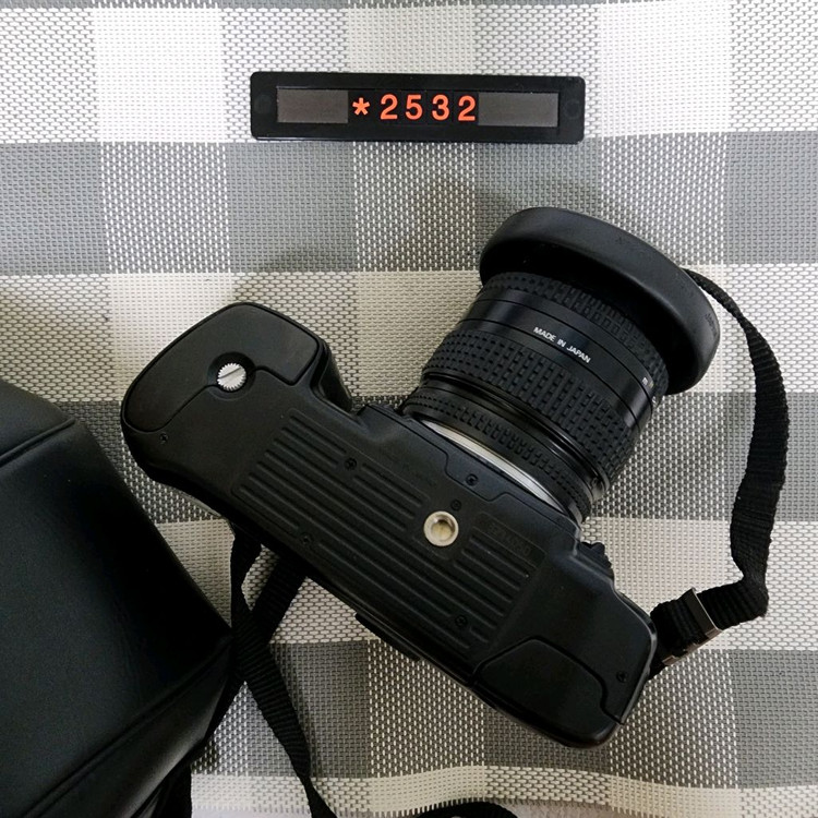 니콘 F-801s AF 필름카메라 35-70 줌렌즈 케이스포함 이미지