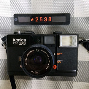 코니카 C 35 EF-D 필름카메라 이미지