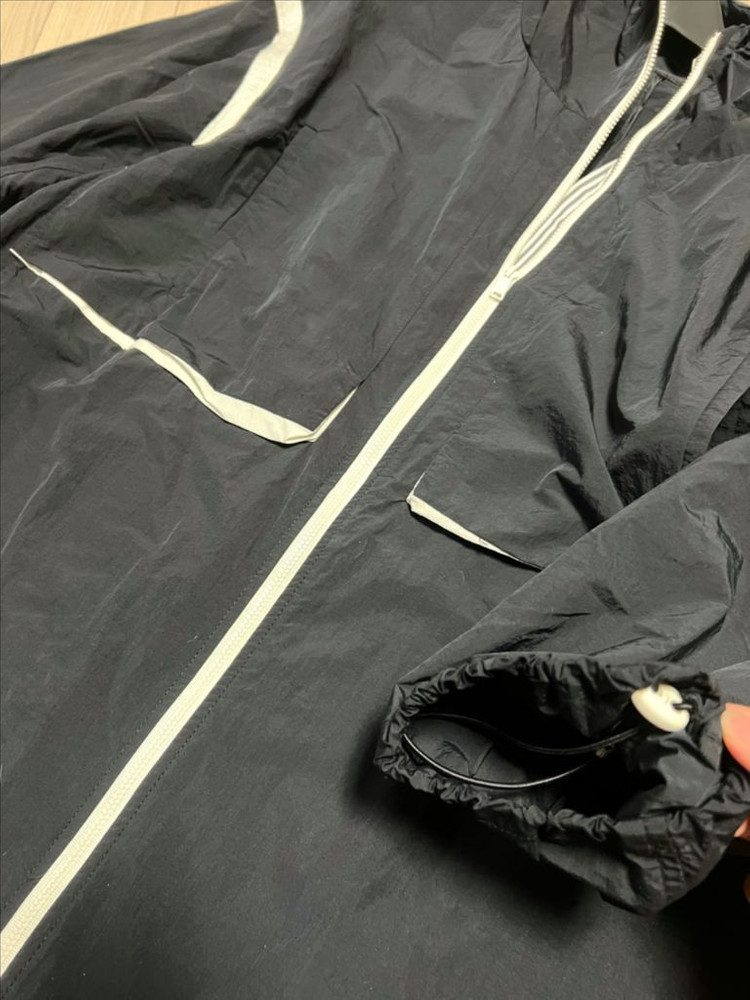 제평 스미스11 바스락 배색라인 집업 롱점퍼 구호스탈 자켓 블랙 바람막이 경량 간절기 이미지