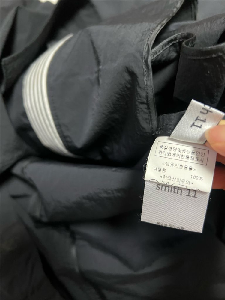 제평 스미스11 바스락 배색라인 집업 롱점퍼 구호스탈 자켓 블랙 바람막이 경량 간절기 이미지