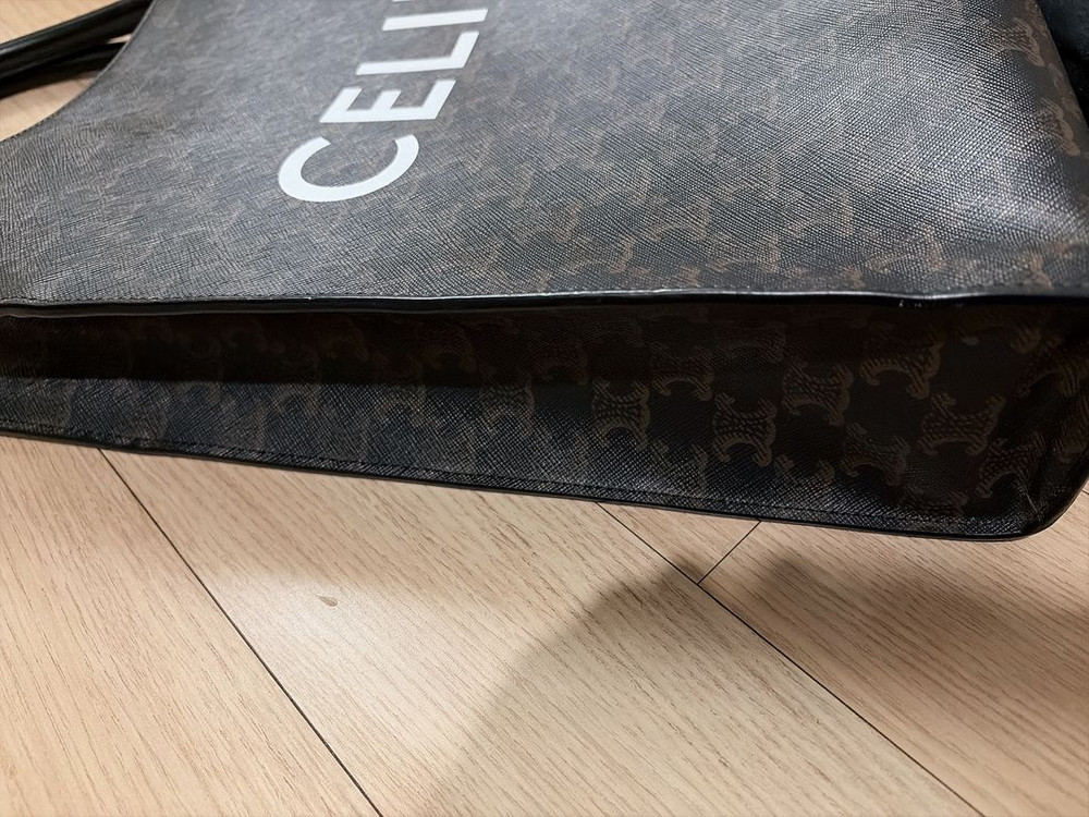 [정품] 셀린느 버티컬 카바스 토트백 미디엄 스트랩포함 이미지