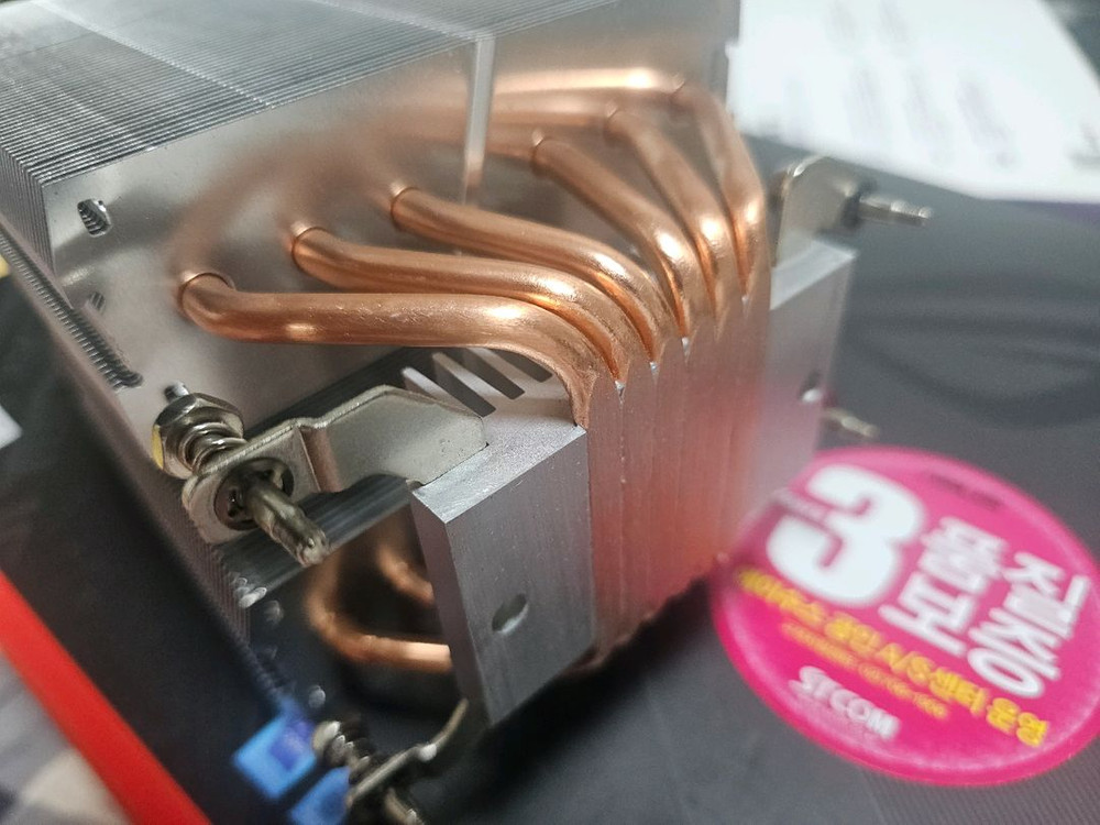 스레드리퍼 2950X CPU+x399 rog strix 보드+쿨러마스터 쿨러 이미지