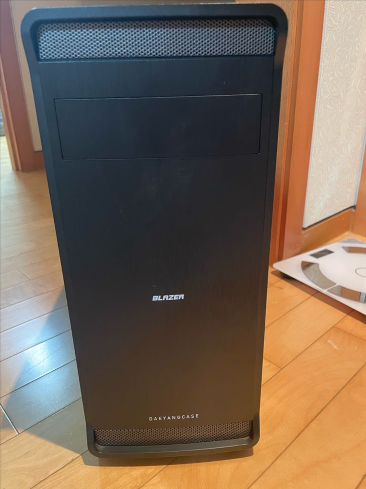 사무용 데스크탑 pc 컴퓨터 이미지
