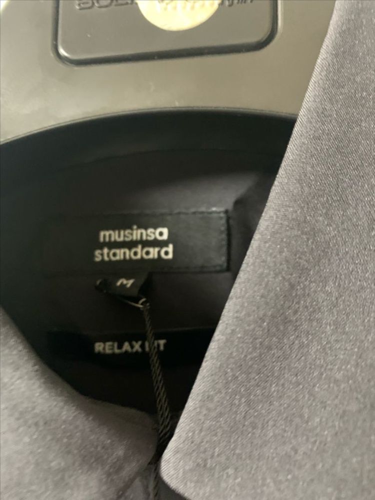 무신사스탠다드릴렉스 핏 실키 셔츠 2종 일괄판매 이미지