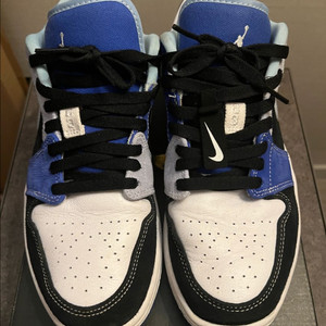 AIR JORDAN 1 LOW SE RACER BLUE/MULTI-COLOR 팝니다. 이미지