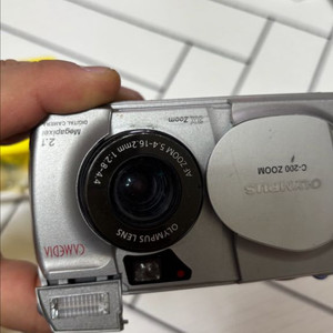 컴팩트 디지털카메라 올림푸스c200zoom 이미지