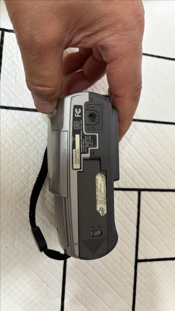컴팩트 디지털카메라 올림푸스c200zoom 이미지