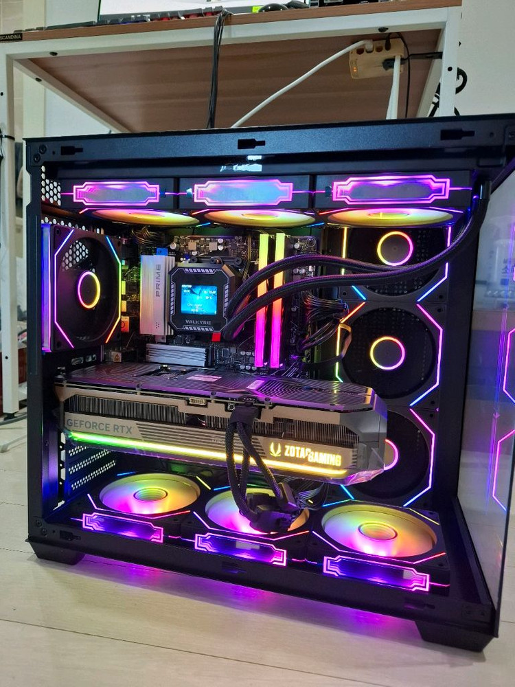 9800x3d , 5070i, SSD2T, 32g 게이밍 컴퓨터 이미지