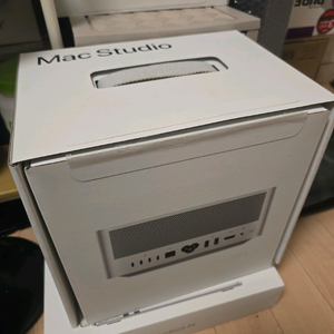 맥스튜디오 M2 Max 32gb 512gb 풀박스(12코어 CPU 및 30코어 GPU 16코어 NPU) 이미지