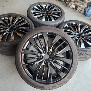 제네시스 G80 DH 19인치 블랙크롬 휠타이어 팝니다 이미지