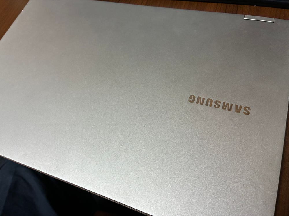 삼성 터치360 갤럭시북 플랙스 노트북 판매 (i5/8g/256) NT950QCG 이미지