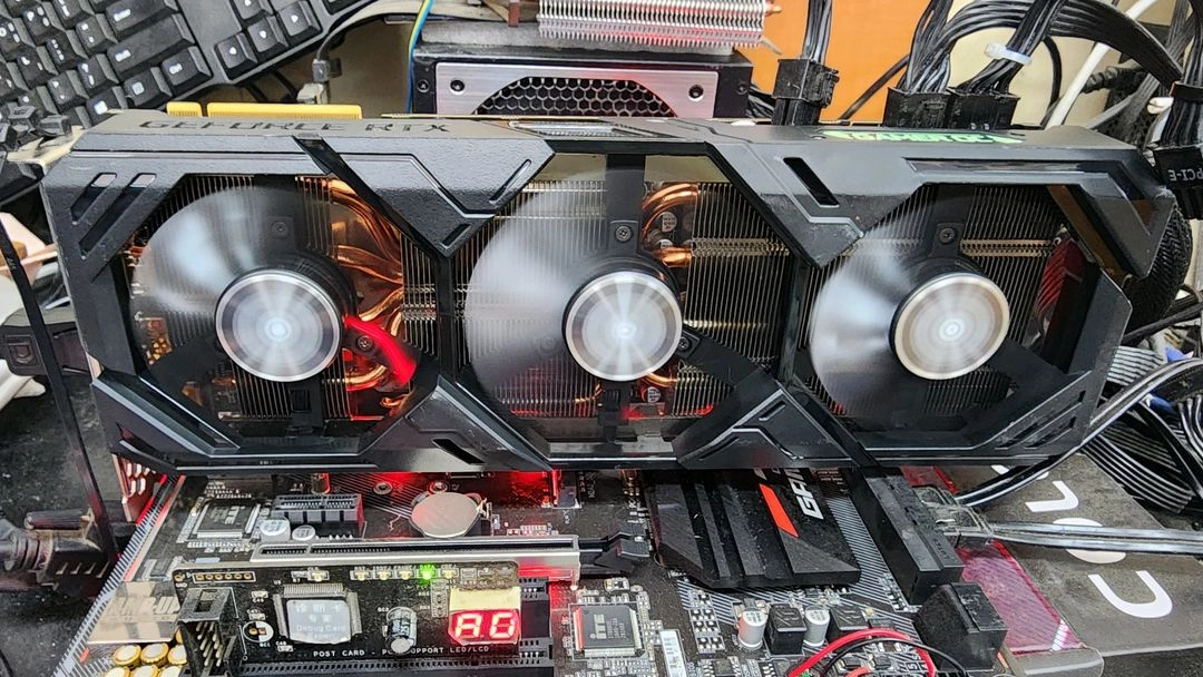 이엠텍 RTX 2070super 8G 저렴하게 판매합니다 이미지