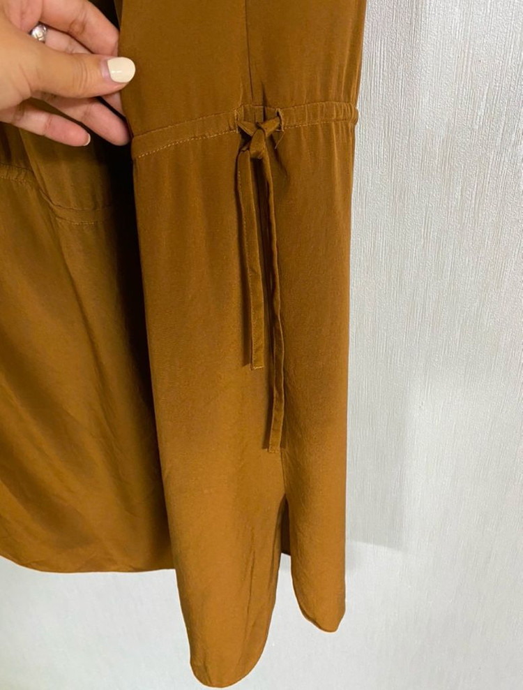 바네사브루노 펀칭자수 100% 실크 블라우스 미니 원피스 이미지