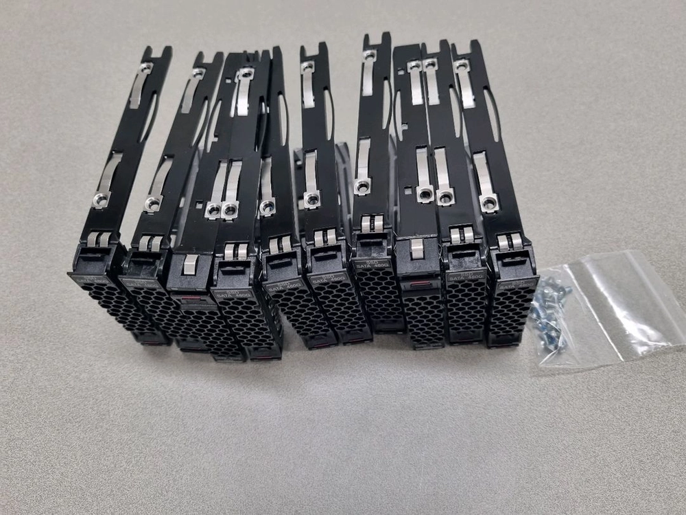2.5인치 SSD, HDD Tray 이미지