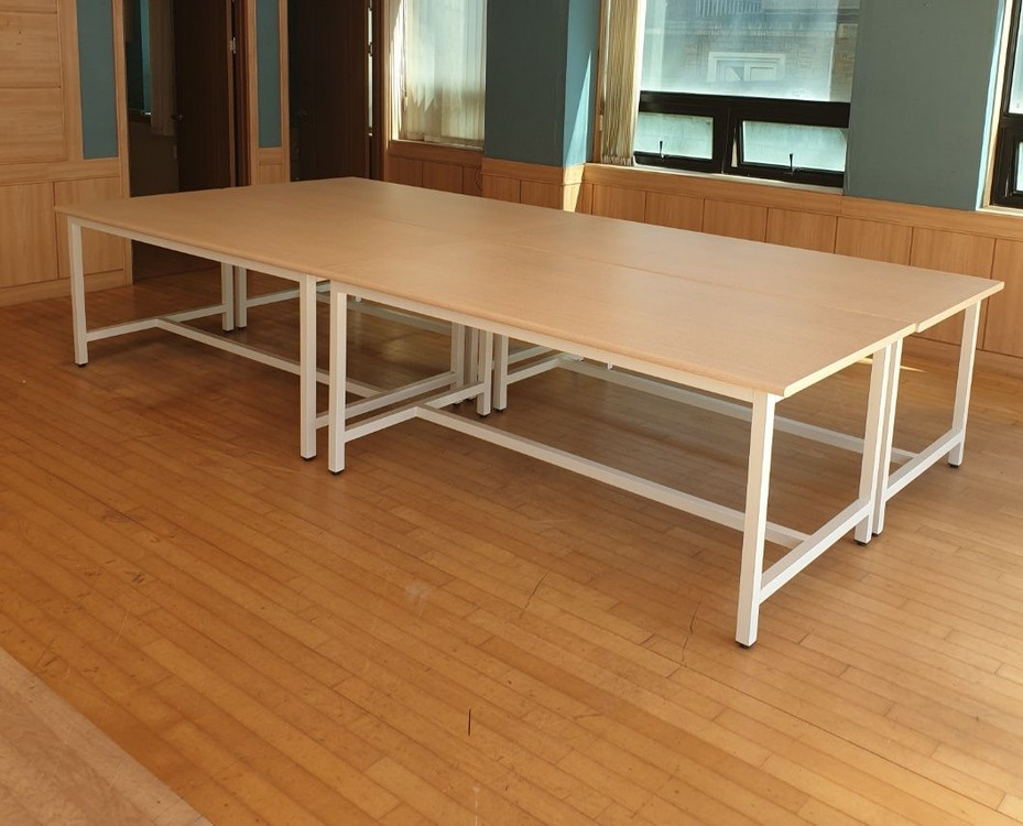포밍탁자 접이식탁자 작업탁자 원형테이블 파티션 책상 의자 철제캐비넷 철재옷장 회의용테이블 회의용의자 수납장 책장 이미지