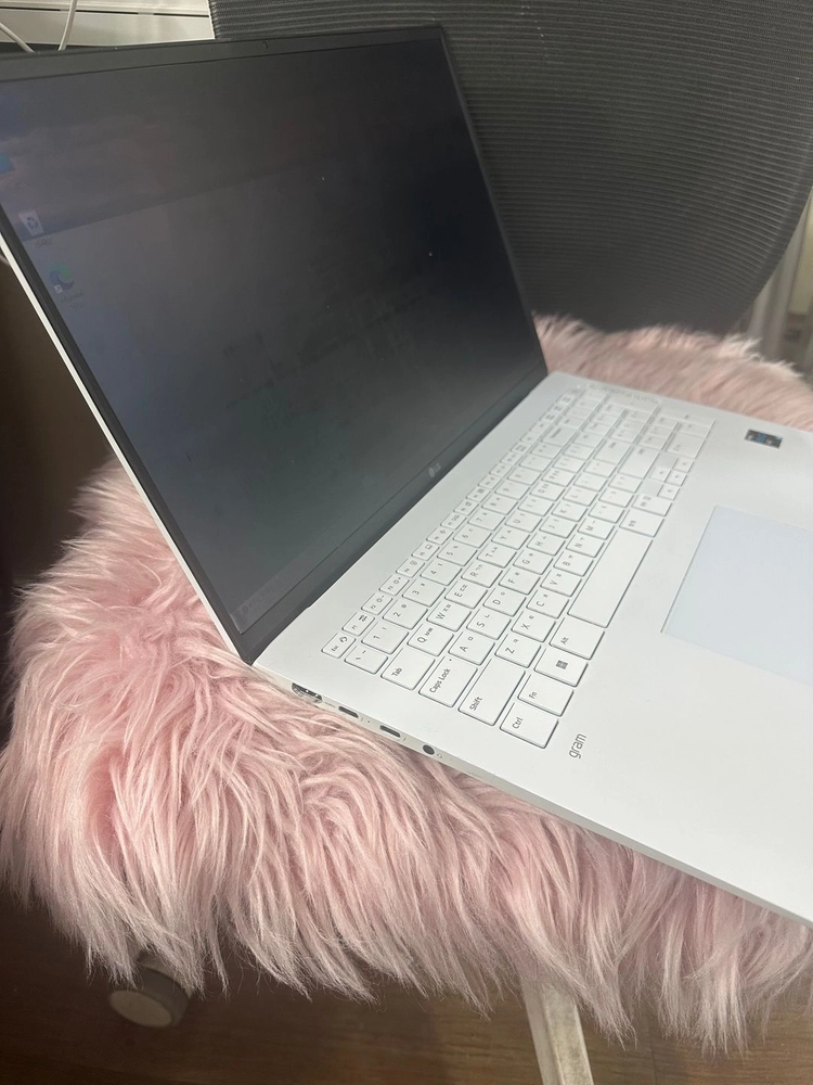 LG 그램 17Z95P-GA56K / 11세대 / 17인치 노트북 이미지
