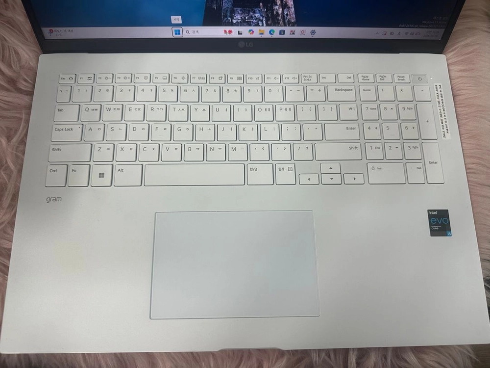 LG 그램 17Z95P-GA56K / 11세대 / 17인치 노트북 이미지