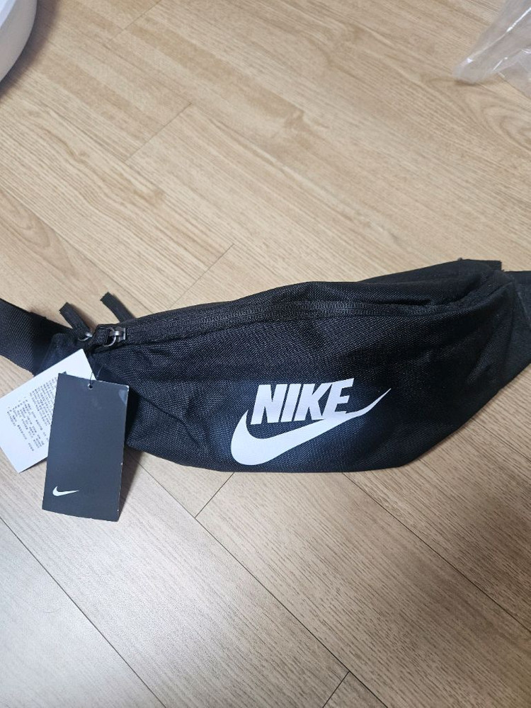 나이키 힙색 2개(새상품) 남녀공용 사용 이미지